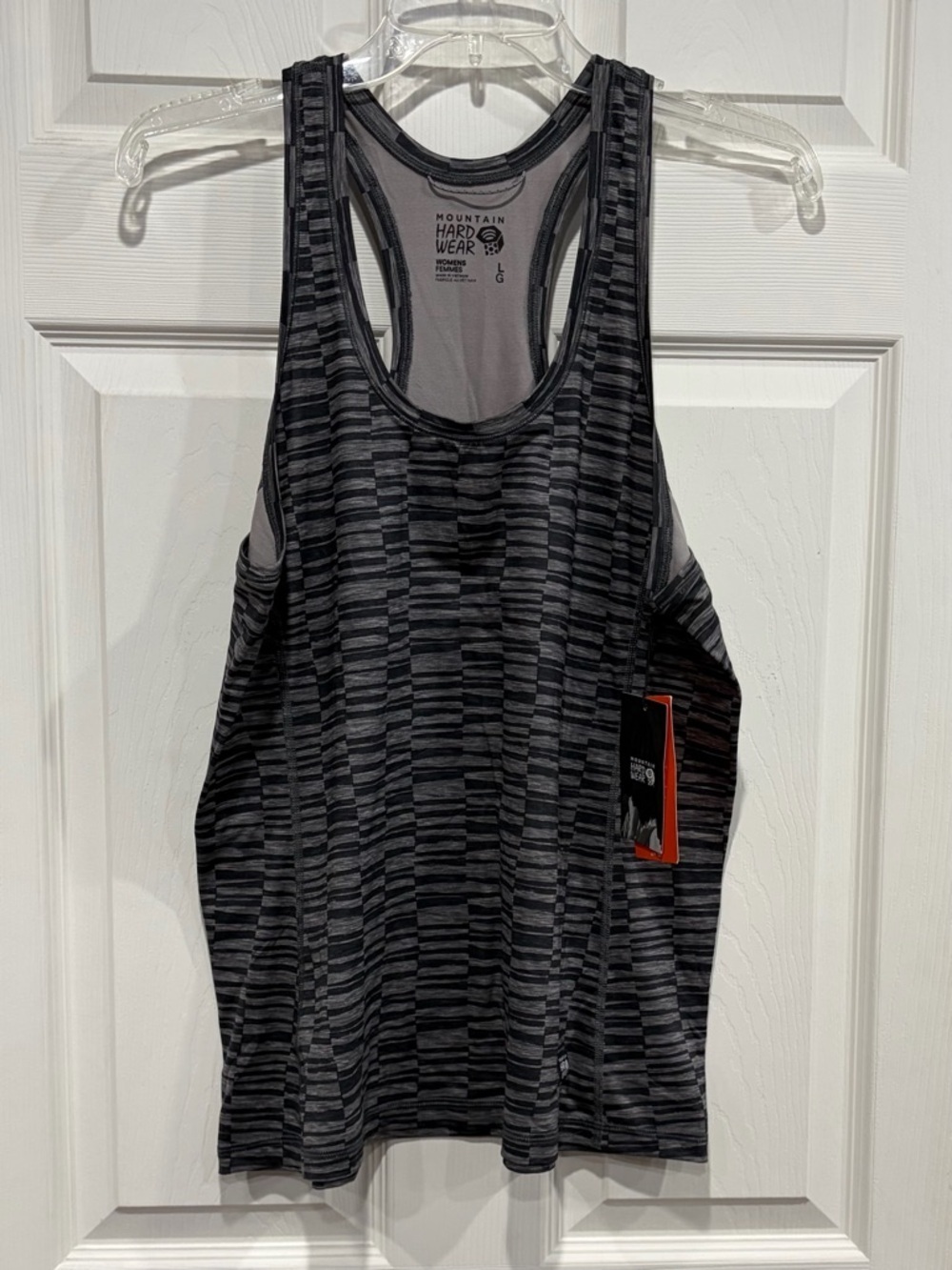 Mountain Hardwear Women's Large Chillaction Tank Black Grey Print NWT Travel